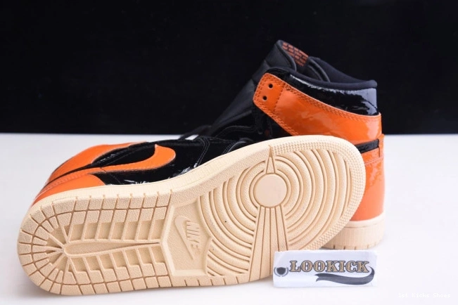 1st Kicks Shoes - Air Backboard Retro 1 Shattered 3.0 555088-028 Jordan High 0724